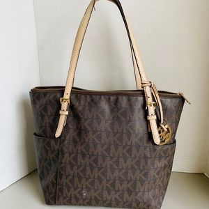Michael kors tote